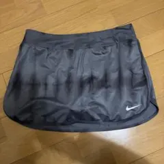 NIKE タイダイ　ゴルフスカートのサムネイル