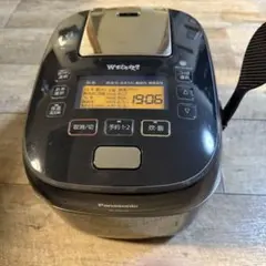 Item thumbnail for item 8a5ee8e4-ed6f-4ed0-9ee8-6c2821f59e43