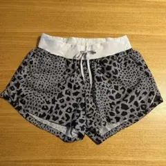 《値下げ》Nike DRI-FIT ヒョウ柄ショートパンツ M ランニングパンツ