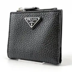 現行品・極美品✨プラダ 二つ折り財布 ヴィッテロダイノレザー 三角ロゴ モノリスのサムネイル
