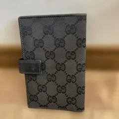 Gucci ブラックレザー手帳 GGパターン