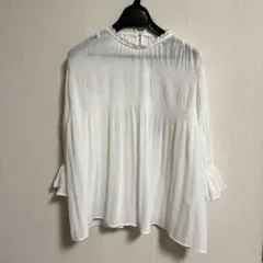 タグ付き新品シャーリングブラウス