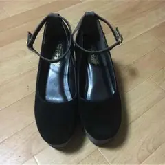ウエッジソールパンプス