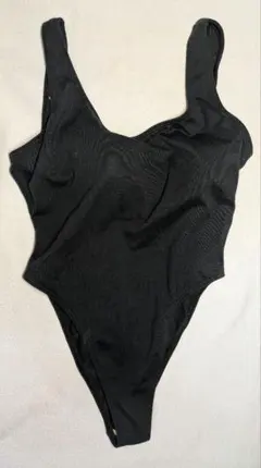 ア*サ様 ⑮レディーススポーツ水着 黒 パッド付き ハイレグ M サイズ 匿名配