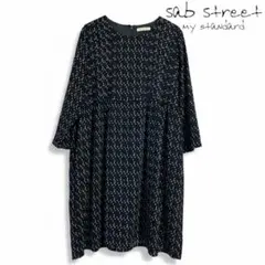 美品♡ サブストリート 大きいサイズ♡ 総柄♡ ピンタック ワンピース ネイビーのサムネイル