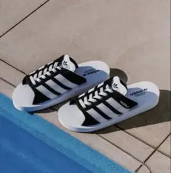 オシャレ美品★adidas★GAZELLE サンダル ブラック ホワイトのサムネイル
