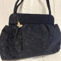 ANNA SUI ショルダーバッグ レザー 蝶モチーフ - メルカリ