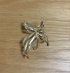ゴールド蝶デザインヘアクリップ