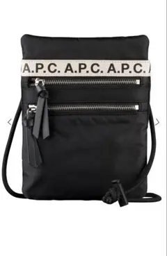⭐︎値下げ⭐︎A.P.C. ブラック サコッシュ