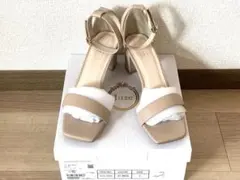 Juze ベージュ ヒールサンダル ストラップ付きのサムネイル