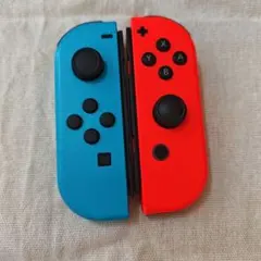 Nintendo Switch ジョイコン ネオンレッド＆ネオンブルー02