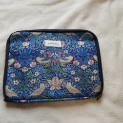新品です 宝島社William Morris ポーチ いちご泥棒のサムネイル
