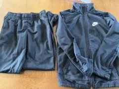 NIKEジャージ上下ジュニアSサイズ135