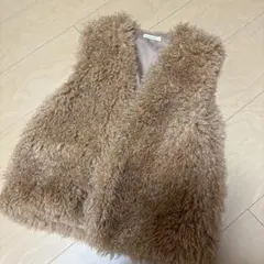 Lycée mine ベージュファーベスト 110-120