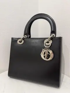 Item thumbnail for item c41c79e9-3fa2-4f52-be0e-2e7471fa8933