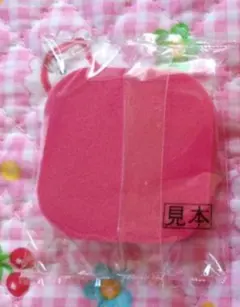 1個のみ　パフ　ピンク色　カバーマーク　フローレスフィット　美st 付録 25