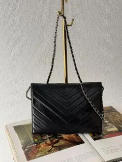 ★美品YSL イヴサンローラン　レザー　クラッチバッグ兼用チェーンバッグ　　金