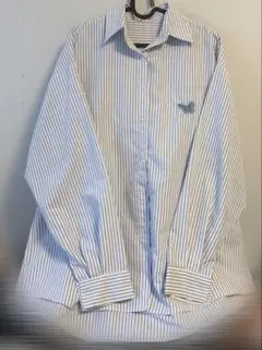 ストライプ 長袖 シャツ 蝶刺繍のサムネイル