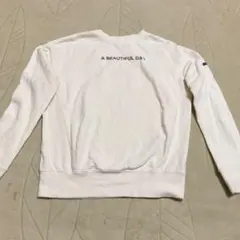 fithキッズ130cm起毛トレーナー　長袖トップス　オフホワイト　シンプルロゴのサムネイル