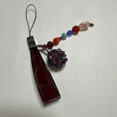 ハンドメイドビーズ付きレザー携帯ストラップ