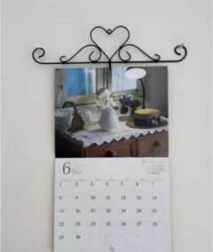 新品　希少　ハート型アイアンカレンダー掛け