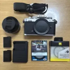 NIKON Z9 ボディ・SMALLRIG L型・CFカード・ミラーレス一眼 - メルカリ