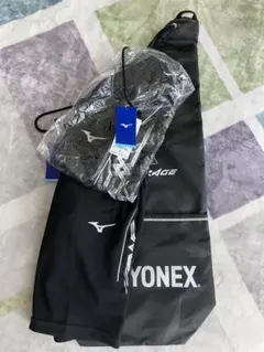 YONEX VOLTRAGE ラケットバッグとミズノハーフパンツ２枚
