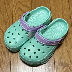 サンダル　19cm エメラルドグリーン　青緑　クロックス風のサムネイル