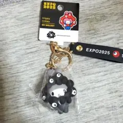 マイメロディサンリオ ミャクミャク 黒 なりきり 立体 キーホルダー