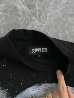サプライヤー　Tシャツ　ブラック　SUPPLIERのサムネイル