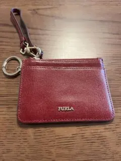 FURLA 赤 レザー ID窓付きカードケース