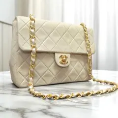 シャネル ミニマトラッセ ラムスキン チェーンショルダーバッグ ベージュ