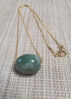 本日特価！翡翠ネックレス