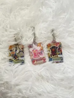 アイカツ アクリルチャーム 星宮いちご 藤堂ユリカ 音城せいら