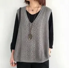 ベスト　ニットベスト サマー 赤　グレー　薄手　Vネック 夏　秋　ニット