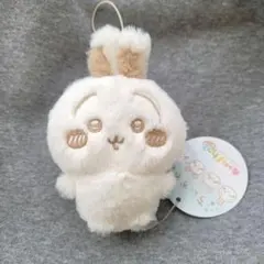 ちいかわ　うさぎ　マスコット　ぬいぱれっと　ミルクいろ
