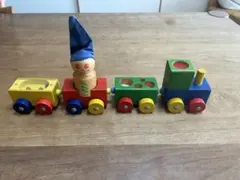 ニキティキ 知育玩具