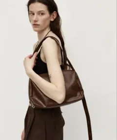 新品Auntie Rosa Holiday フェイクレザー2WAYスクエアバッグ