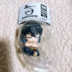 鬼滅の刃　嘴平伊之助　肩ズンFig　ガチャガチャ