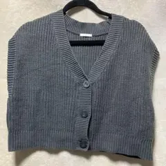 GU ニットベスト　M