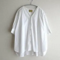 UNITED ARROWS　Vネック ギャザーブラウス シャツ