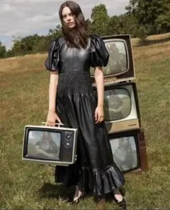 お値下げ　GHOSPELL　フェイクレザーワンピース