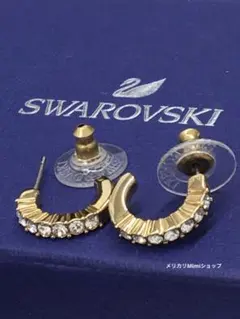(新品　未使用)スワロフスキー ミニフープピアス ホワイト　ゴールド