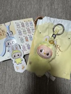 ラブブ　THE MONSTER PIN FOR LOVE シリーズ　イニシャルF