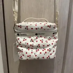 レスポートサック⭐︎神崎恵コラボ⭐︎バニティショルダーバッグ⭐︎チェリー柄