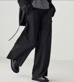 【1回着用　美品】UNIQLO:C タックワイドパンツ ブラックS