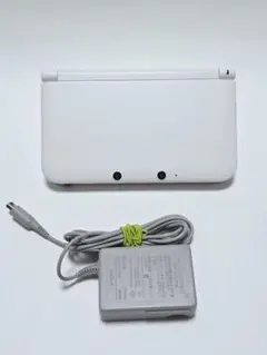ニンテンドー3DS LL ホワイト 本体 ACアダプター付き