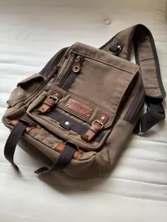 DEVICE ボディバッグ