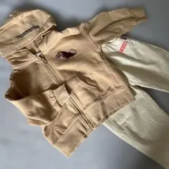 T.REX 恐竜刺繍 フード付きトレーナーとパンツセット⭐︎petit main