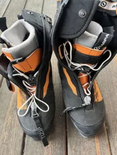 Item thumbnail for item 6e69230a-c020-44a9-bc5d-d2ff8a51c567